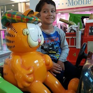 Meet your Posher, Felix